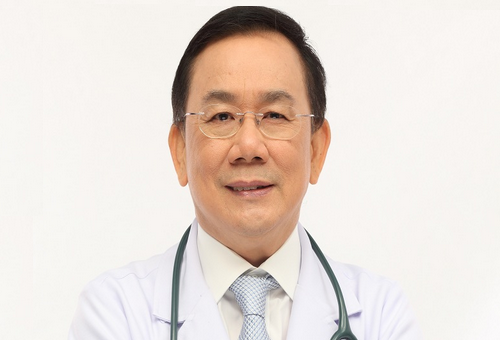 武提潘(Boonsaeng Wutthiphan)博士